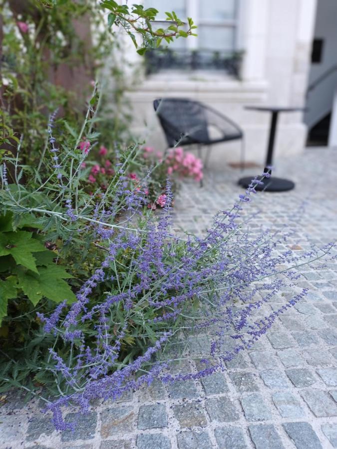 Hotel Loysel Le Gaucher Montreuil  Kültér fotó
